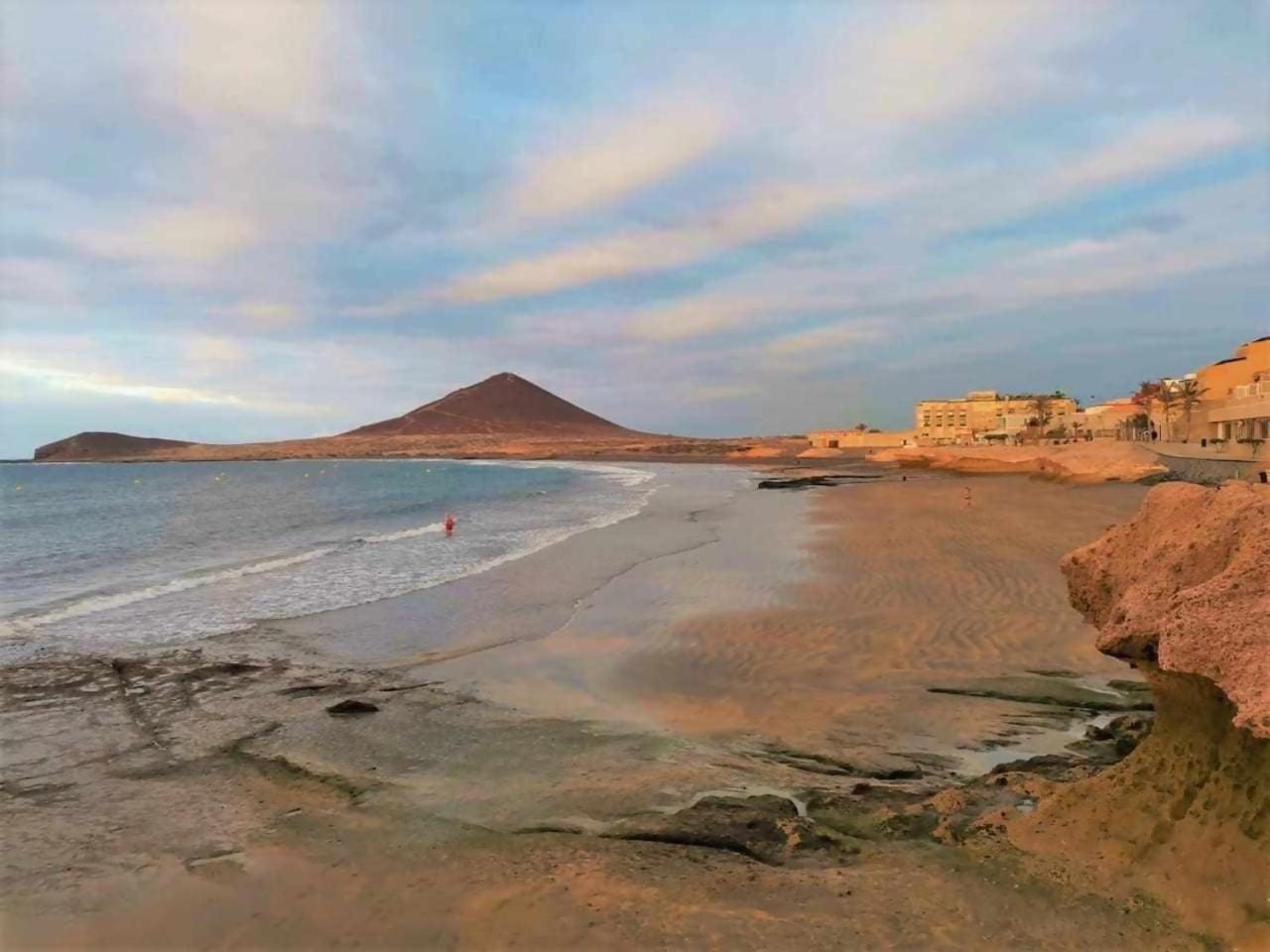 Rentenerife El Medano Beach Life Exterior foto