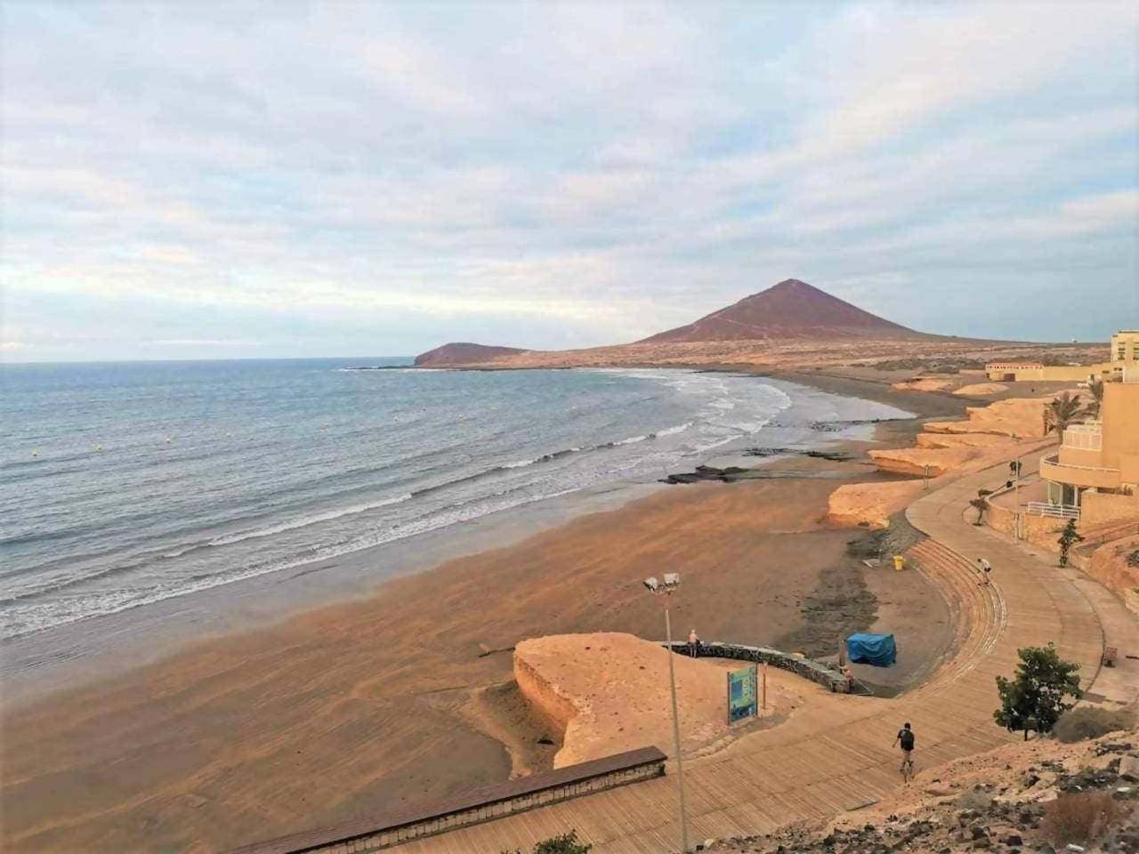 Rentenerife El Medano Beach Life Exterior foto